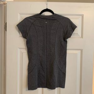 Lululemon Swiftly Tech